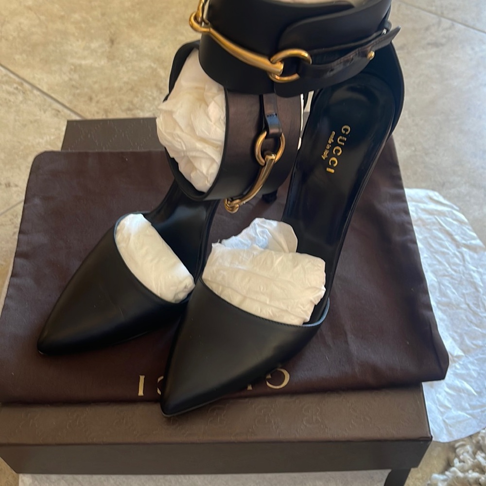 Gucci heels with ankle buckled strap